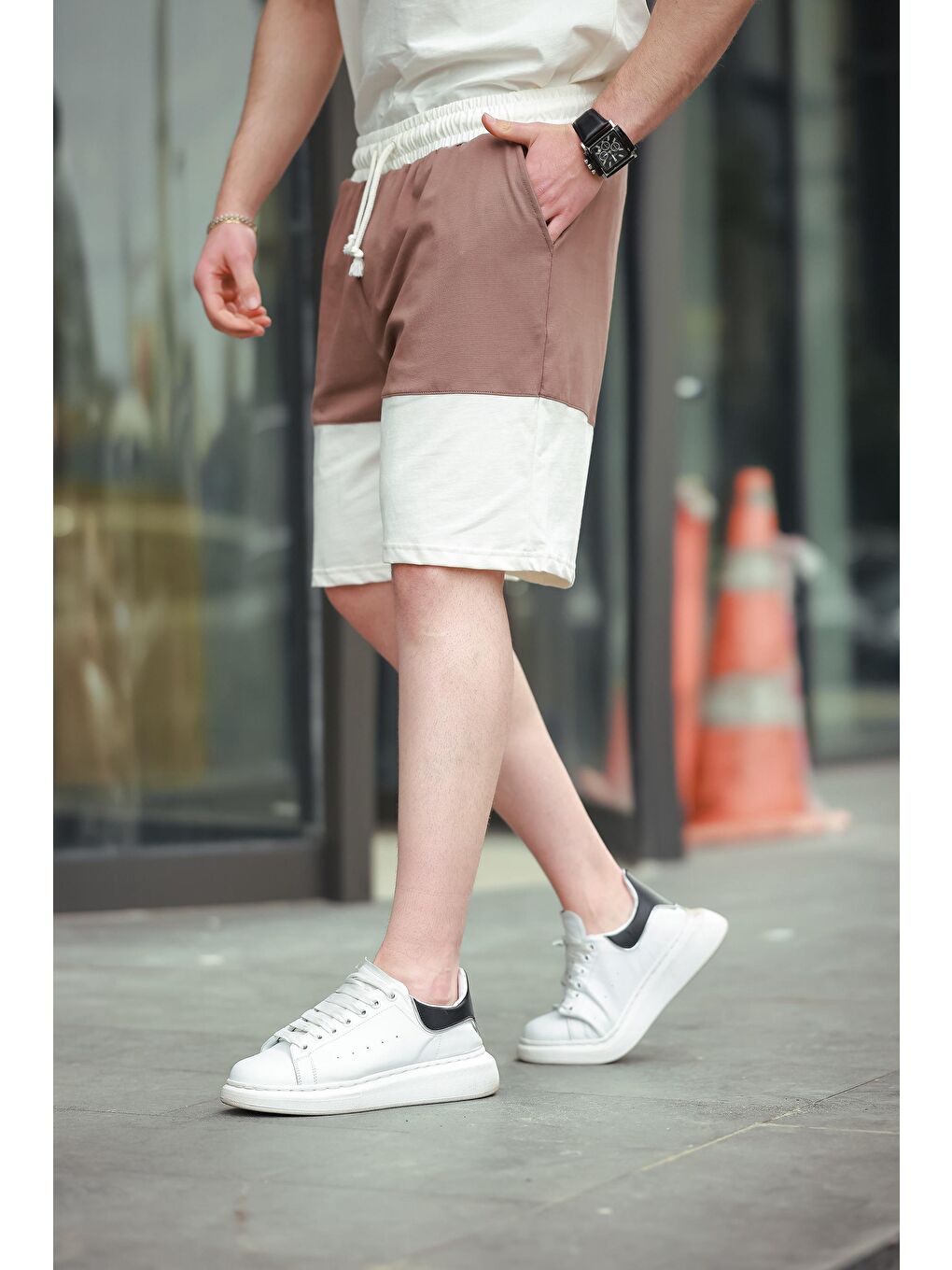 Bej Vizon Renk Bloklu Erkek Şort E6568-1