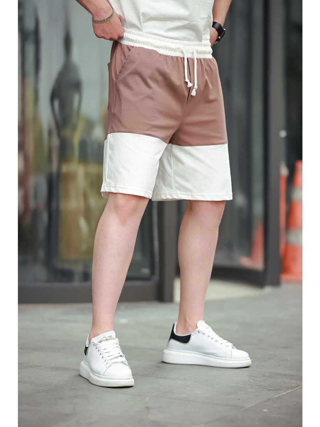 Bej Vizon Renk Bloklu Erkek Şort E6568-2