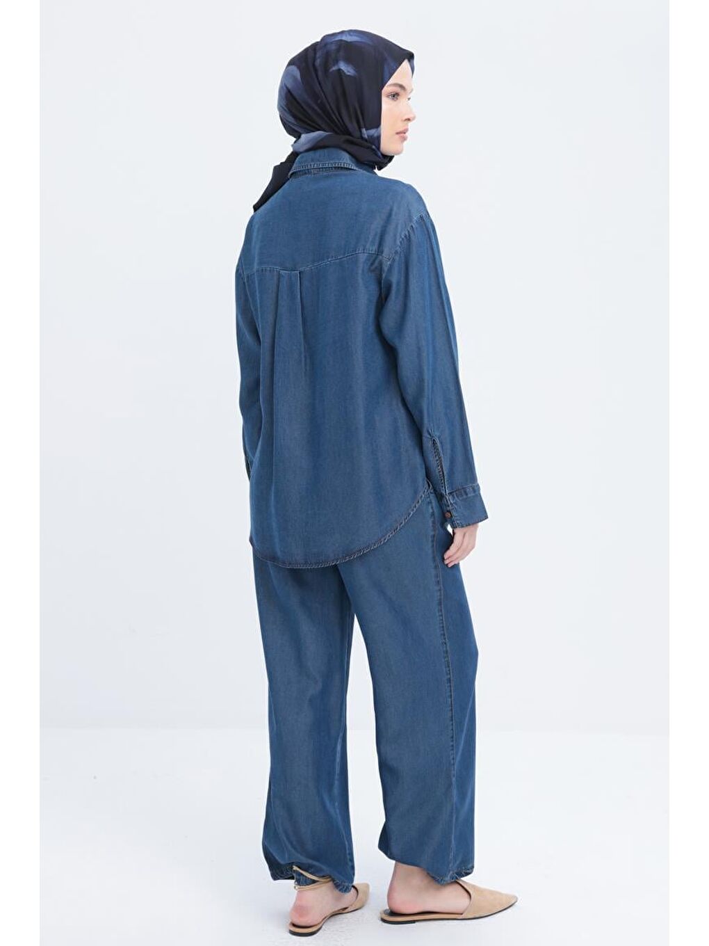 Koyu Mavi Düğmeli Büyük Cepli Lyocell Gömlek-3