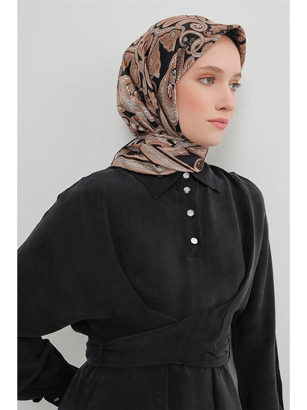 Bej Saf İpek Sura Eşarp 9421D 02-1