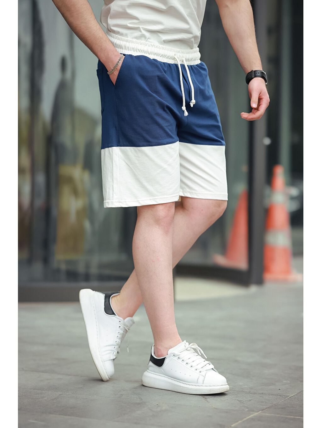 Lacivert Renk Bloklu Erkek Şort E6568-1
