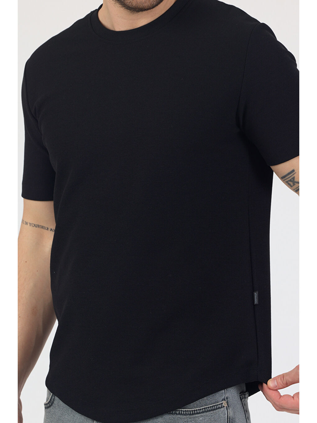 Erkek Pirinç Dokulu Örme Basic Tshirt Siyah-5