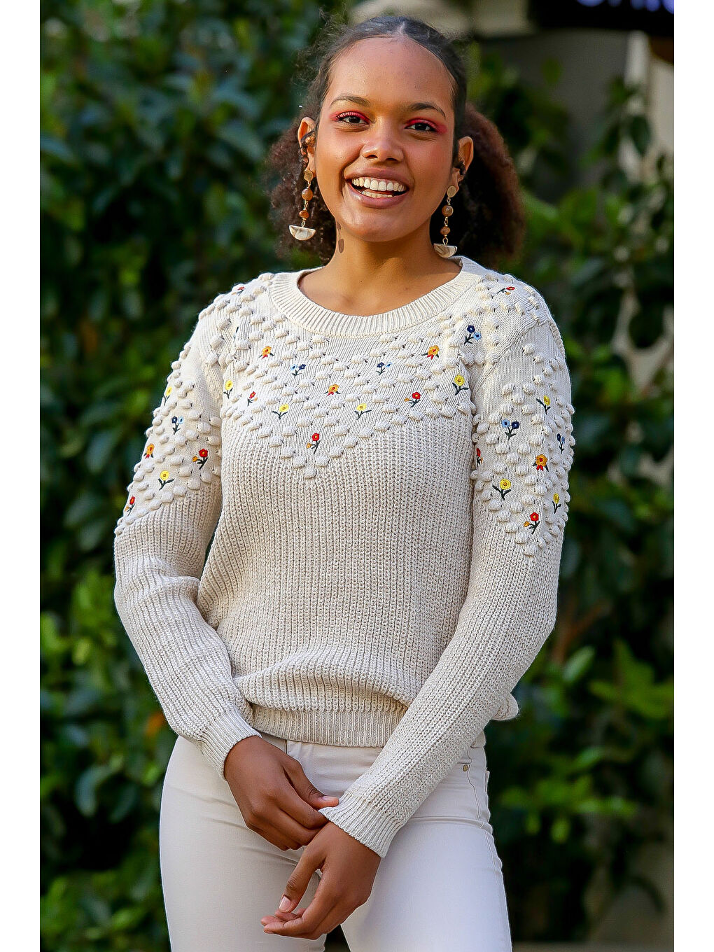 Ekru Kadın Krem Bisiklet Yaka Kendinden Düğüm Örgü Çiçek Nakışlı Triko Kazak M10010800KZ98996-2