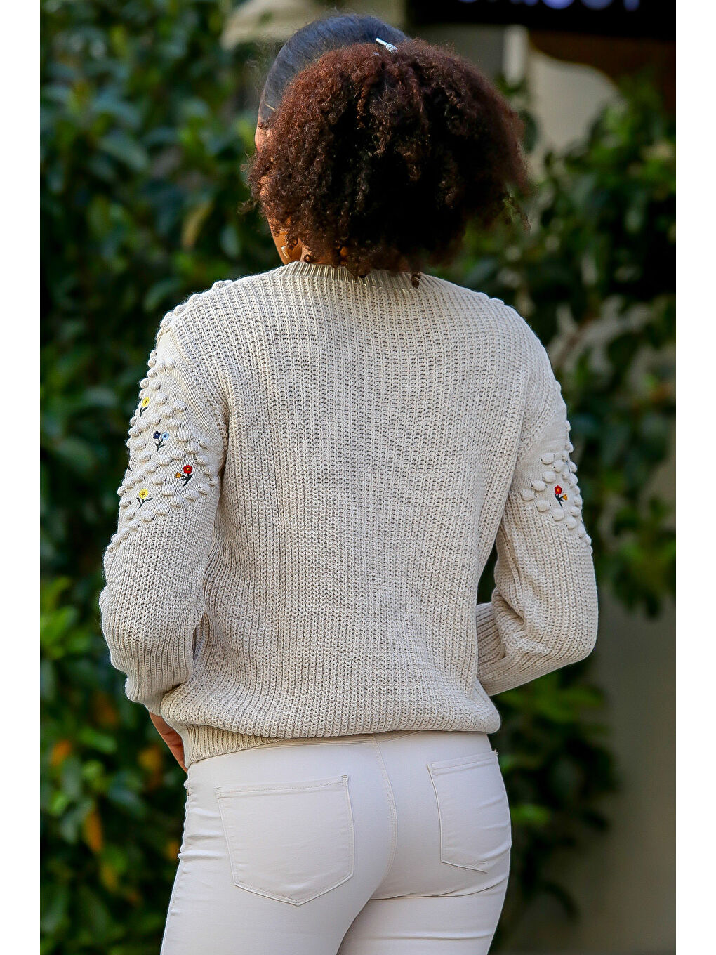 Ekru Kadın Krem Bisiklet Yaka Kendinden Düğüm Örgü Çiçek Nakışlı Triko Kazak M10010800KZ98996-6