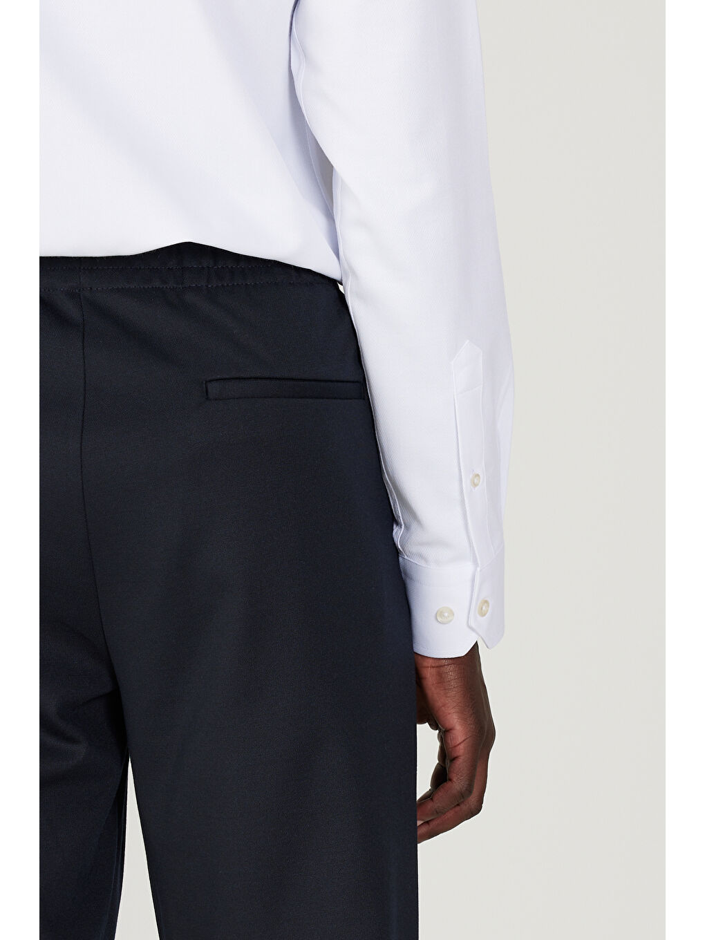 Erkek Lacivert Standart Fit Normal Kesim Cepli Beli Bağlamalı Rahat Örme Pantolon-6