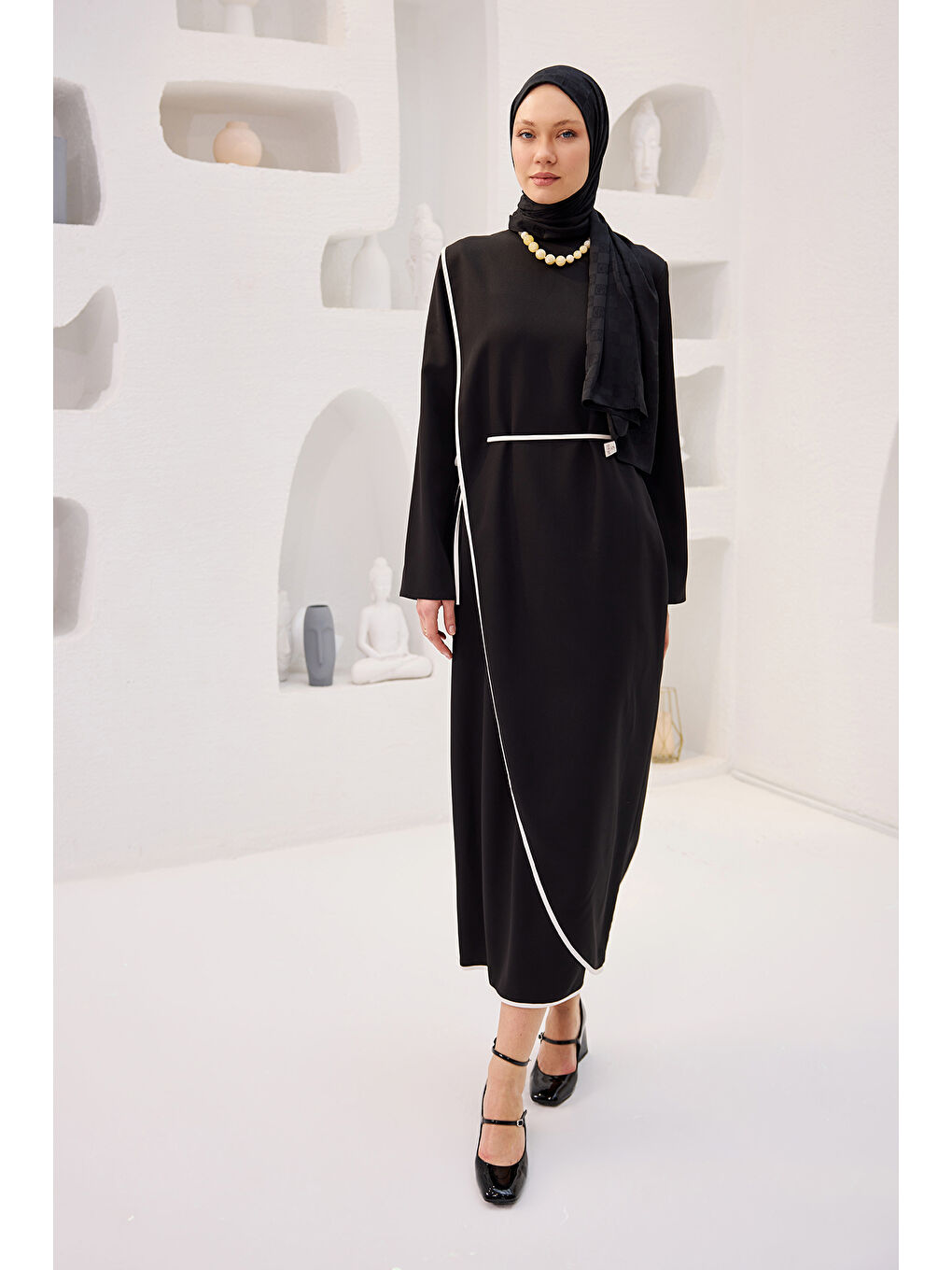 Kadın Biyeli Kendinden Bağlı Scuba Elbise  Siyah-2