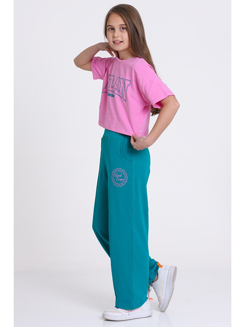 Pembe Milan Baskı 5-9 Yaş Takım - 2424-2-4