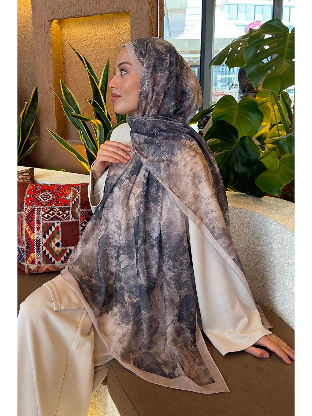 Gül Çiçek Desen Ferah Şal Bej-3