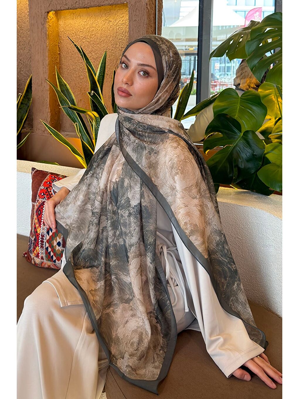 Gül Çiçek Desen Ferah Şal Yaprak Yeşili-1