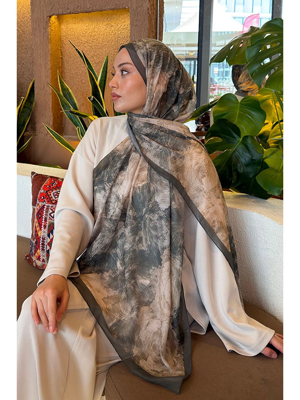 Gül Çiçek Desen Ferah Şal Yaprak Yeşili-3