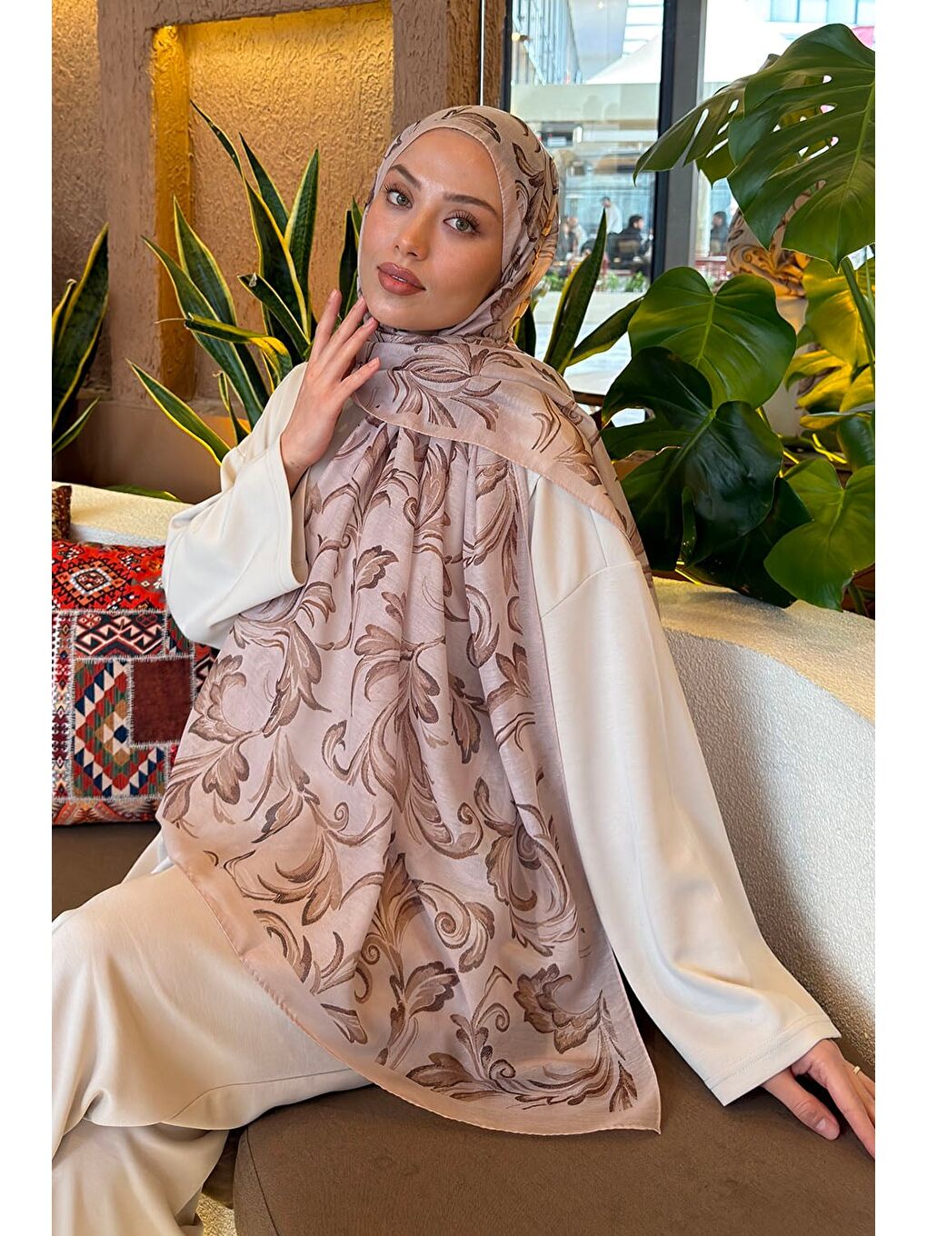 Etnik Desen Ferah Şal Bej-1