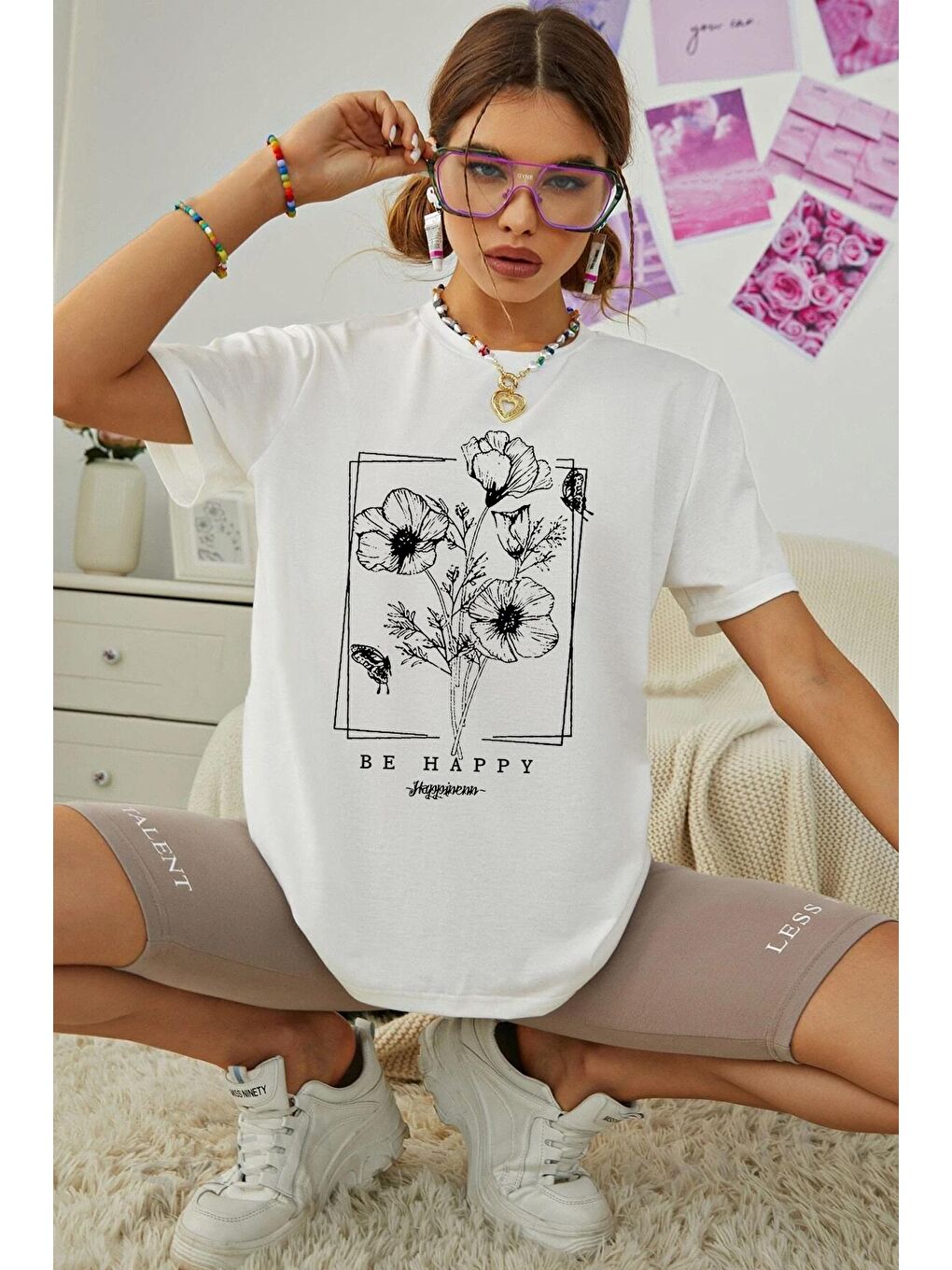 uyguntarz Beyaz Unisex Be Happy Baskılı Oversize Tshirt