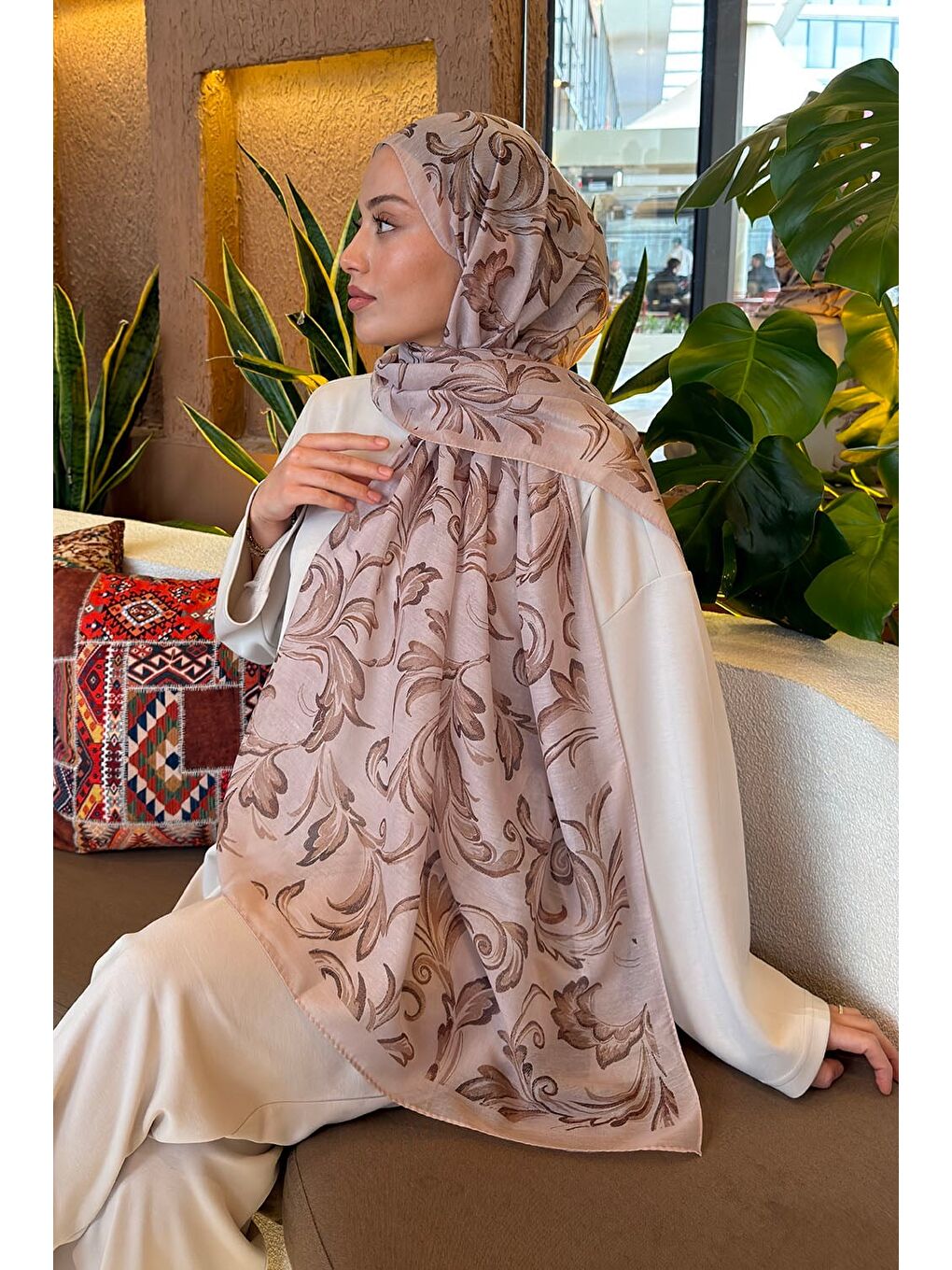 Etnik Desen Ferah Şal Bej-3