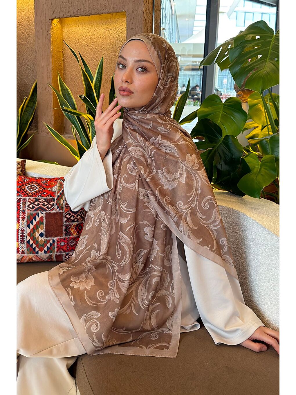 Kahverengi Etnik Desen Ferah Şal Camel-1