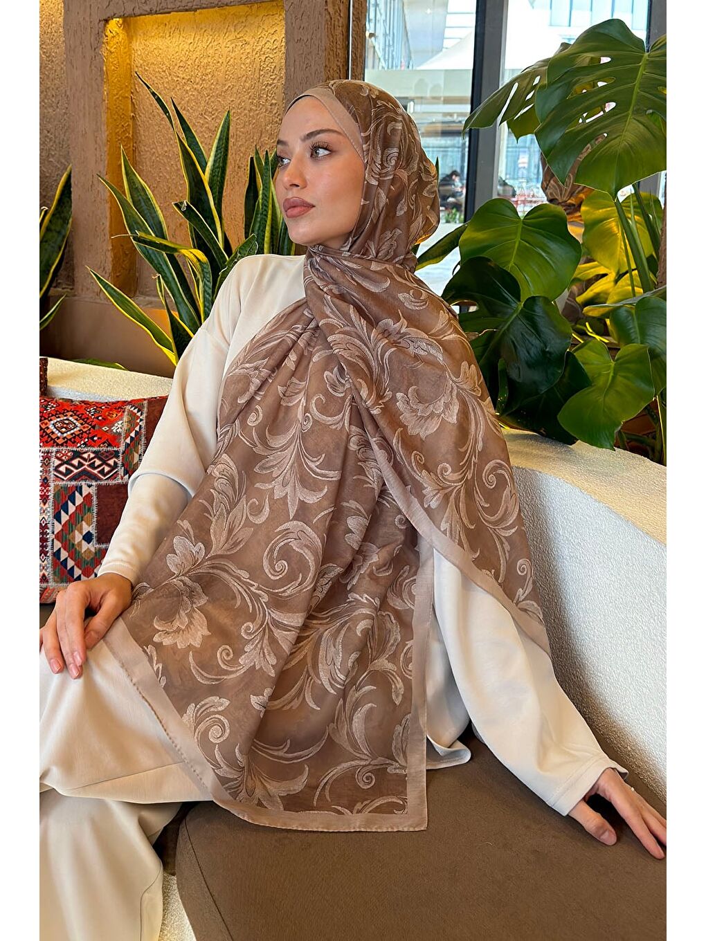 Kahverengi Etnik Desen Ferah Şal Camel-2