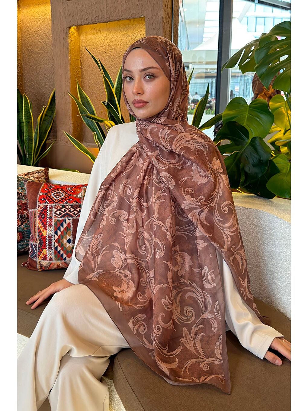 Kahverengi Etnik Desen Ferah Şal Sütlü Kahve-1