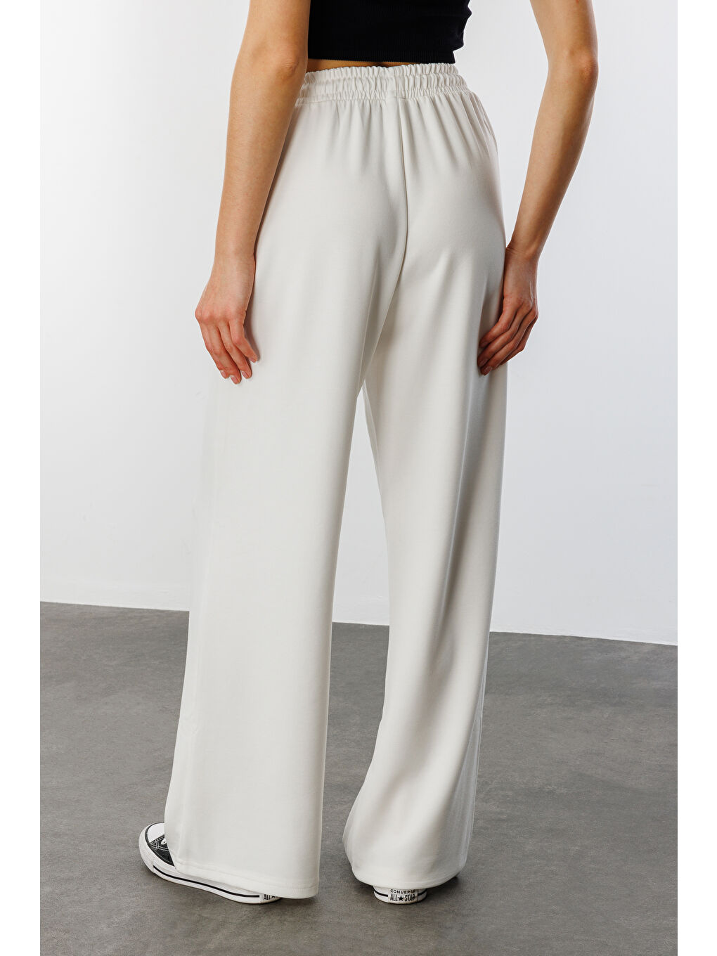 Beyaz Kadın Geniş Paça Modal Eşofman Altı MODAL-EŞOFMAN-3