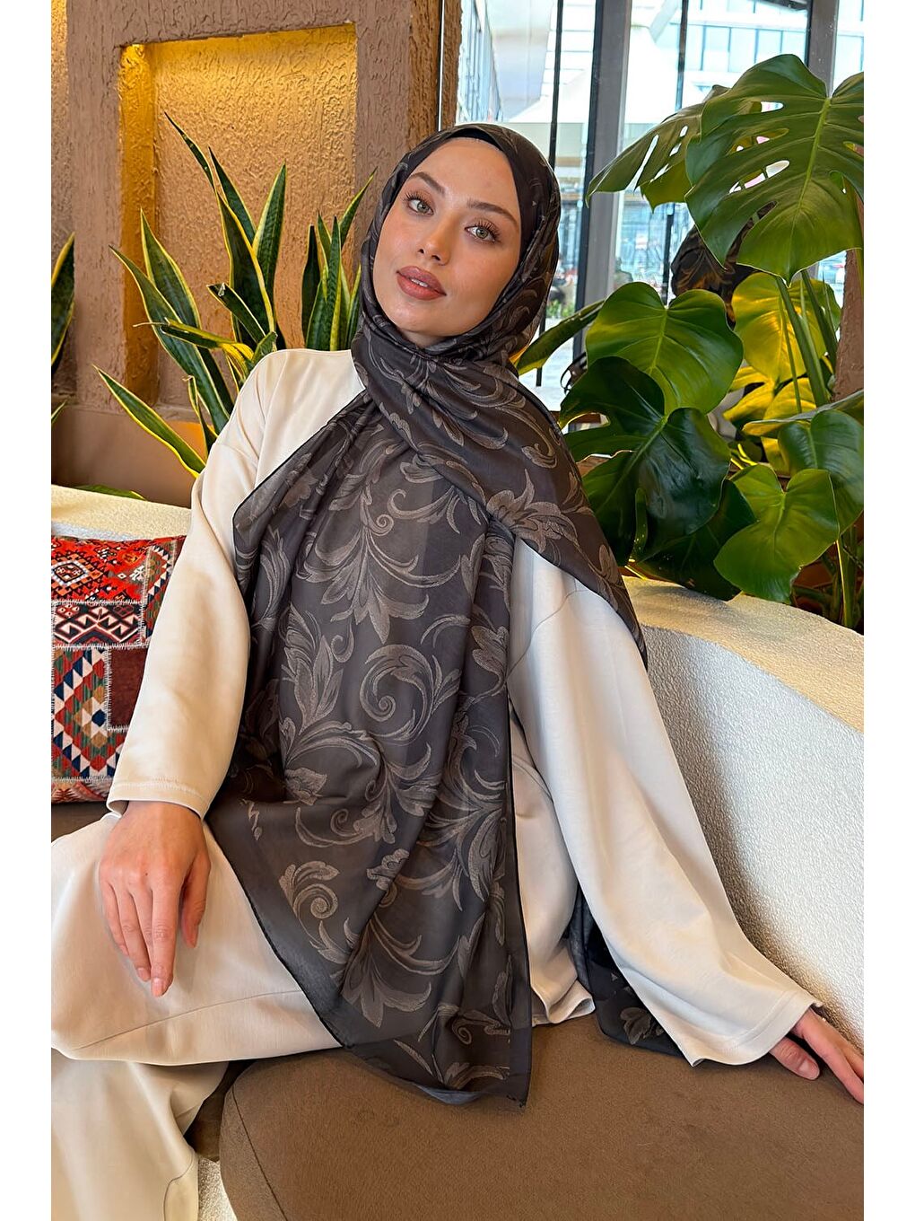 Etnik Desen Ferah Şal Haki