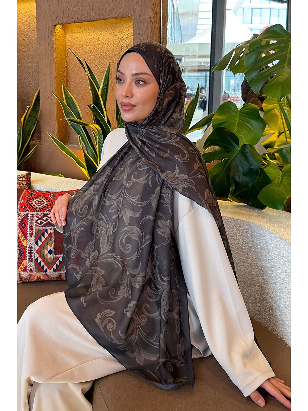 Etnik Desen Ferah Şal Haki-2