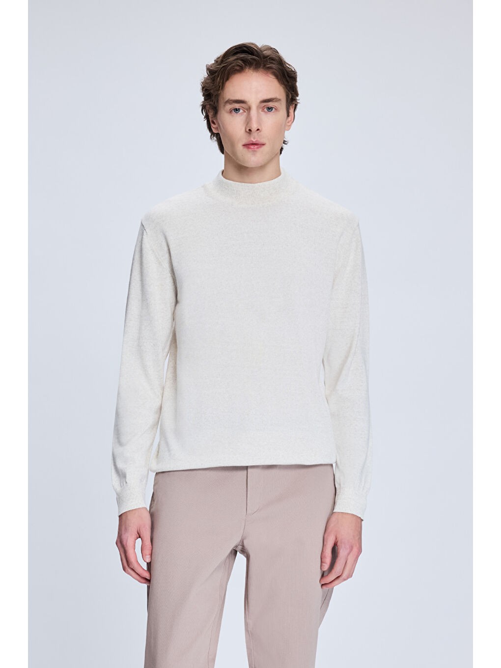 Bej Regular Fit Yarım Balıkçı Yaka Yünlü Triko Kazak