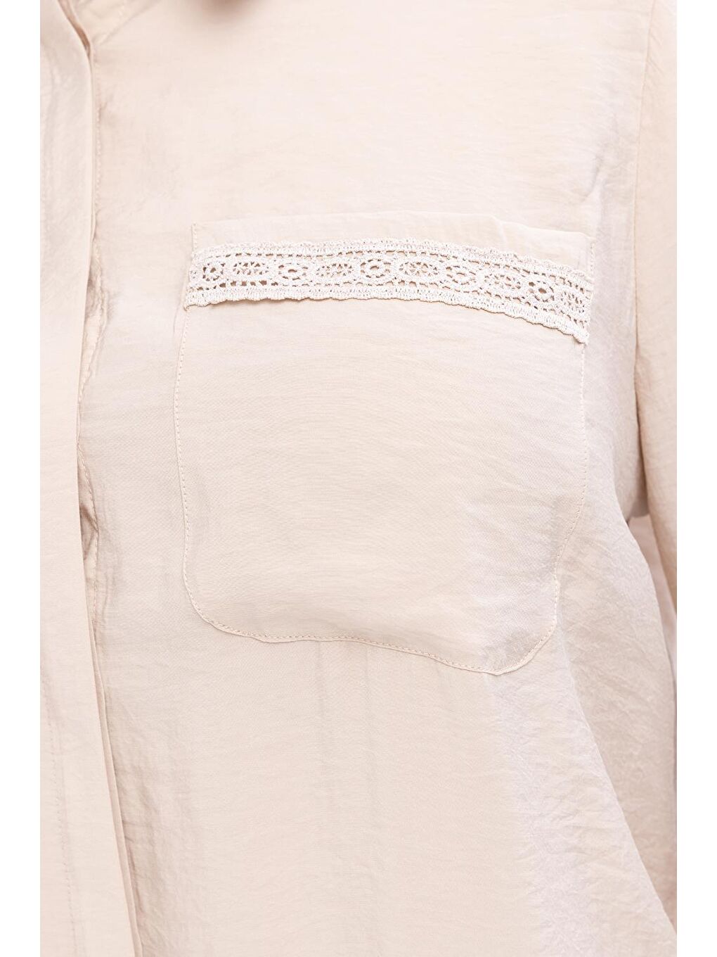 Bej-Şerit Dantel Detaylı Büyük Beden Modal Gömlek-3