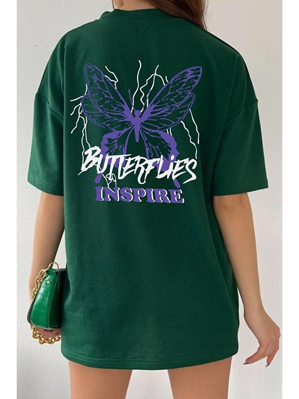 uyguntarz Yeşil Unisex Butterfly & Letter Graphic Tasarım Tshirt