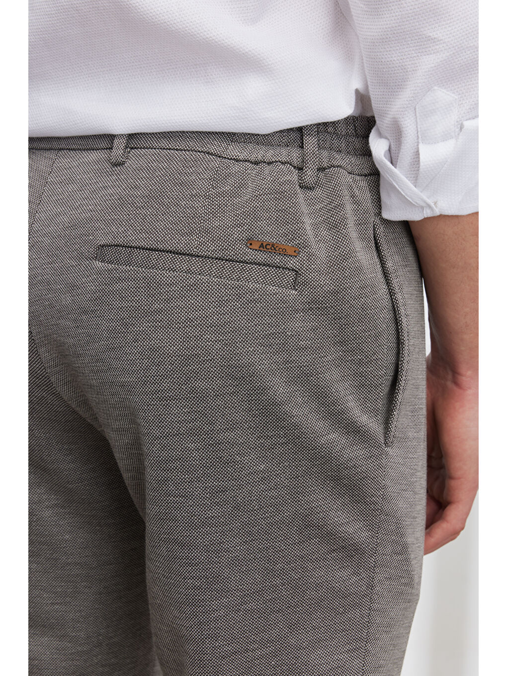 Erkek Bej Slim Fit Dar Kesim Kuşgözü Desenli Beli Bağlamalı Pantolon-5