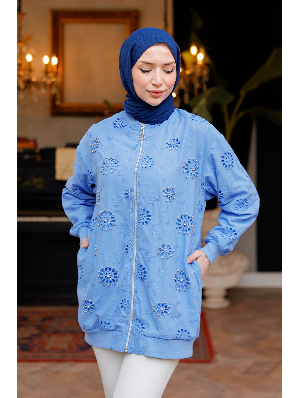 Kadın Taş İşlemeli Brode Hırka Mavi