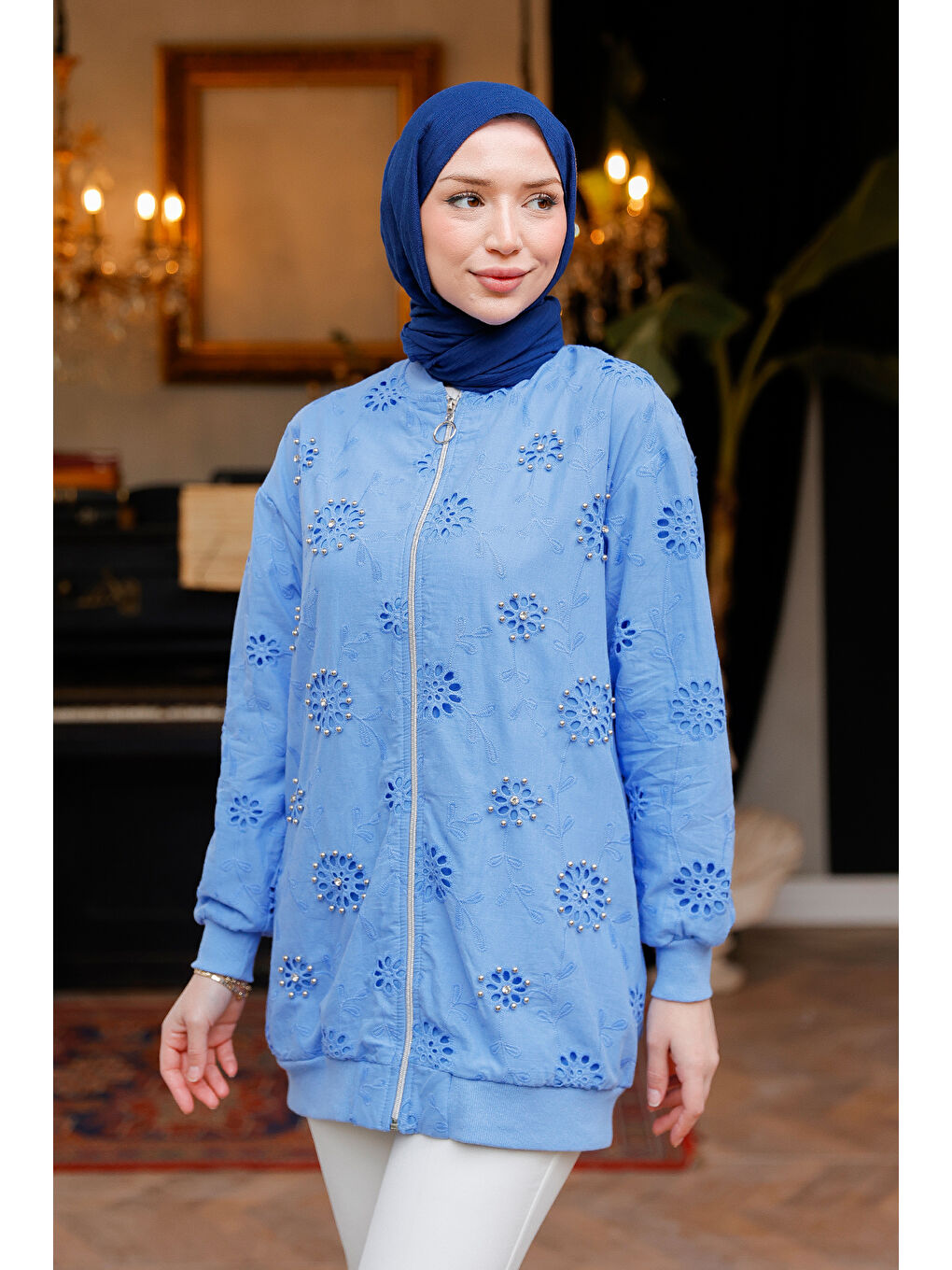 Kadın Taş İşlemeli Brode Hırka Mavi-1