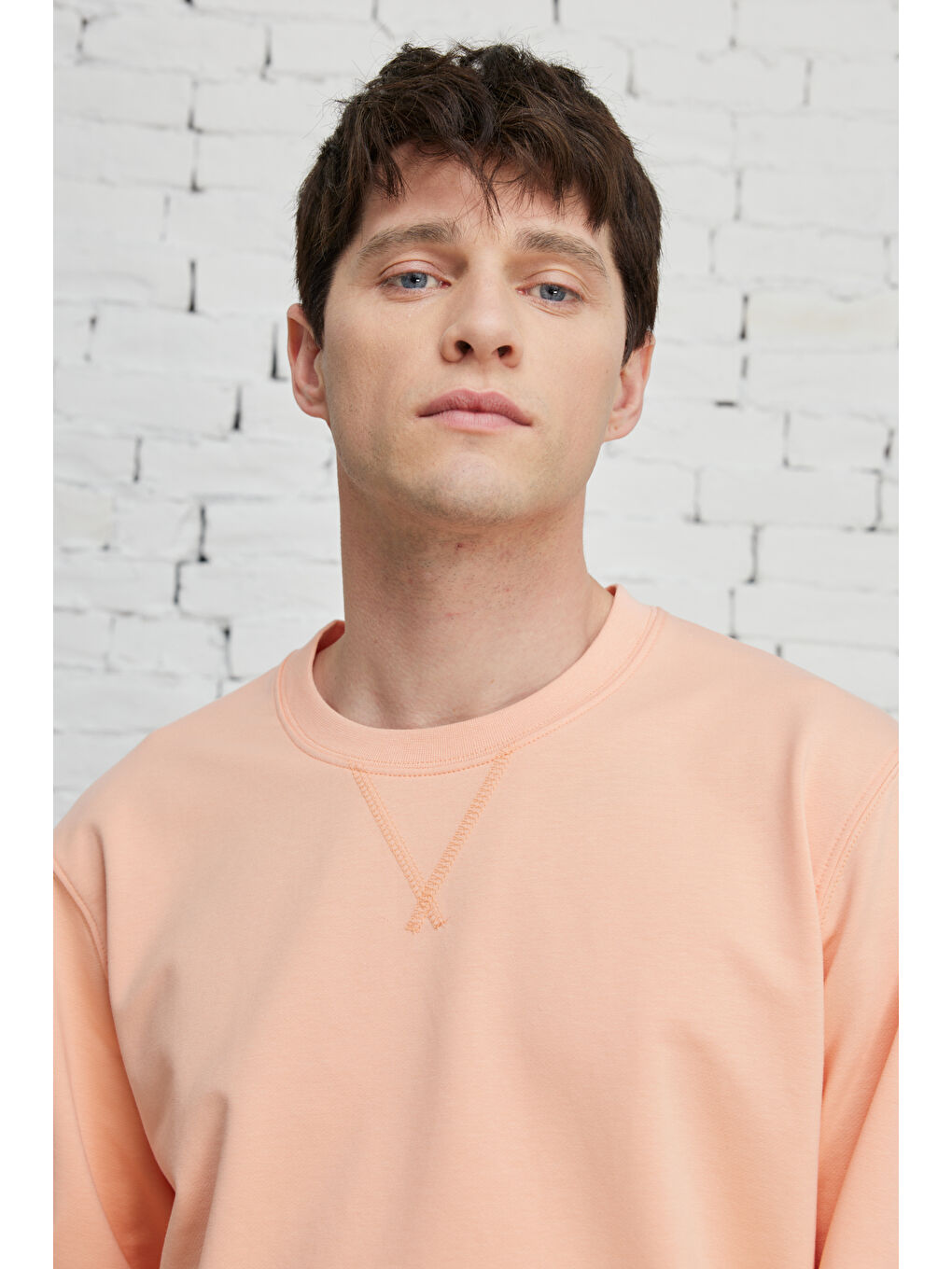 Turuncu Erkek Yavruağzı Standart Fit Normal Kesim Bisiklet Yaka Sweatshirt-2