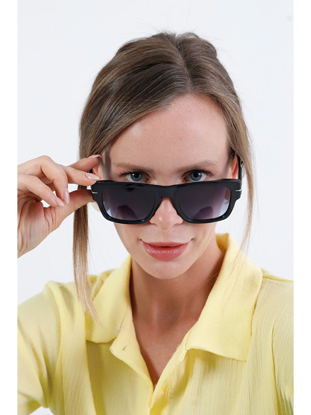 Mavi Dikdörtgen Çerçeveli Metal Aksesuarlı Güneş Gözlüğü-2