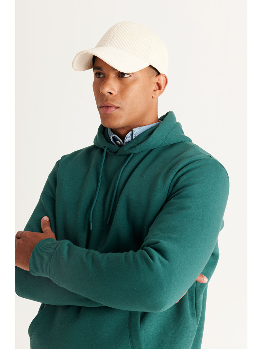 Erkek Koyu Yeşil Standart Fit Pamuklu Kapüşonlu Sweatshirt-4