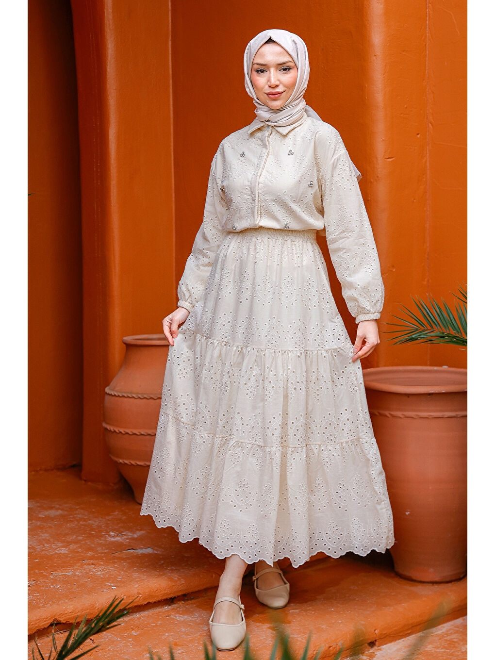 Ekru Kadın Brode Detaylı Taş İşlemeli İkili Takım  Krem