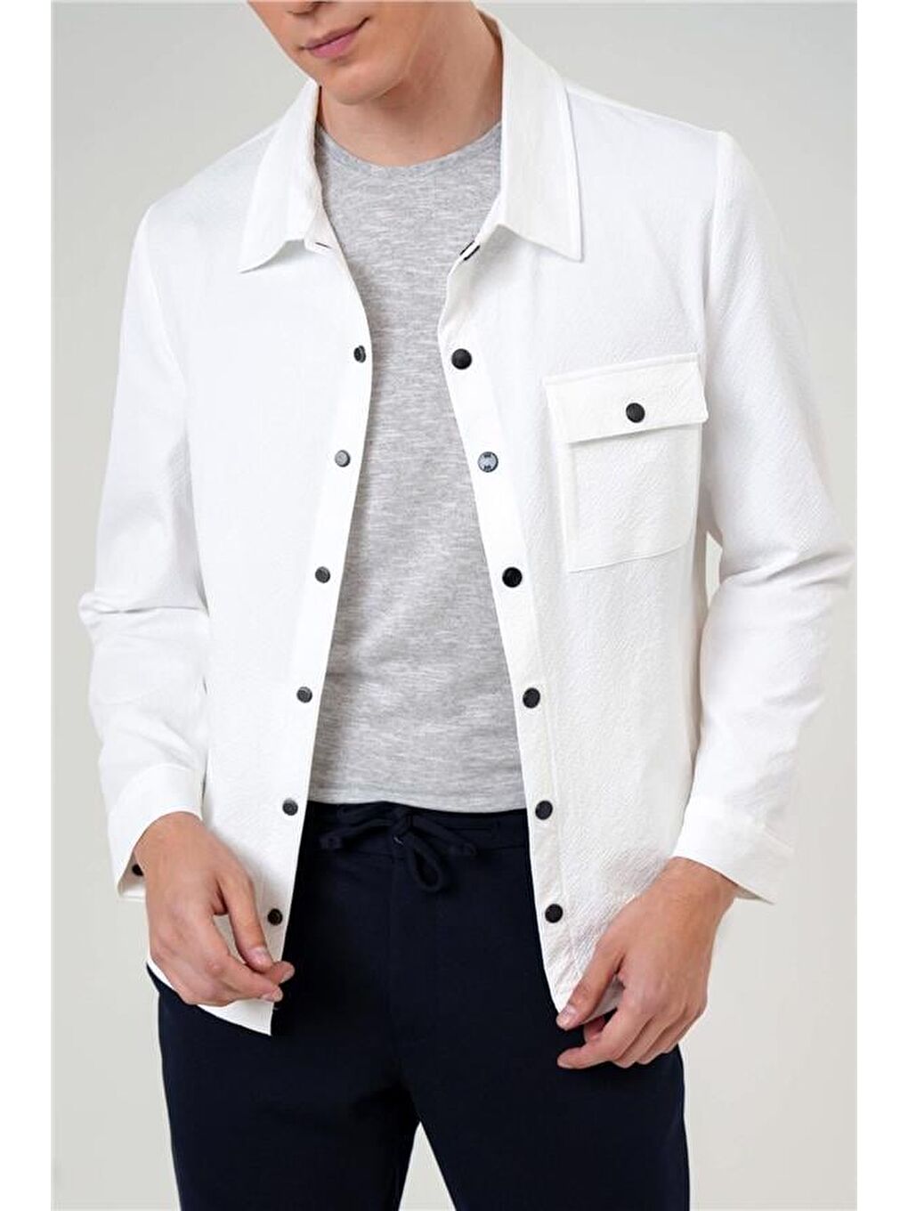 Beyaz Slim Armürlü Mont-2