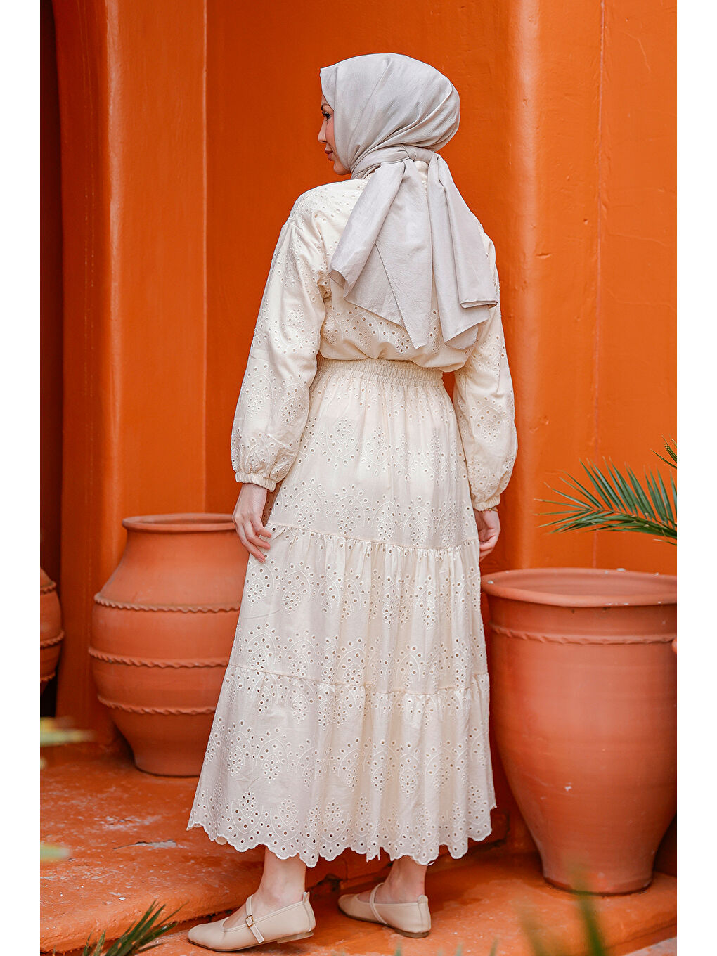 Ekru Kadın Brode Detaylı Taş İşlemeli İkili Takım  Krem-3