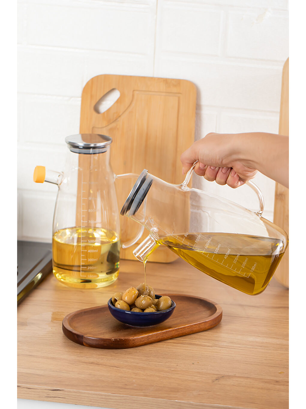 Renksiz 2092 Metal Kapaklı Vakumlu Ölçekli Borosilikat Cam Yağdanlık Yağlık Sirkelik 1000ml-2