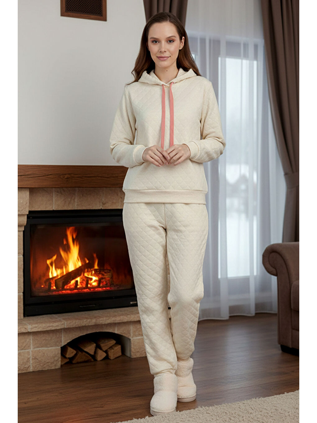 Kadın Kapüşonlu Uzun Kol Kalın Kumaş Pijama Takımı 240437 Bej01-2