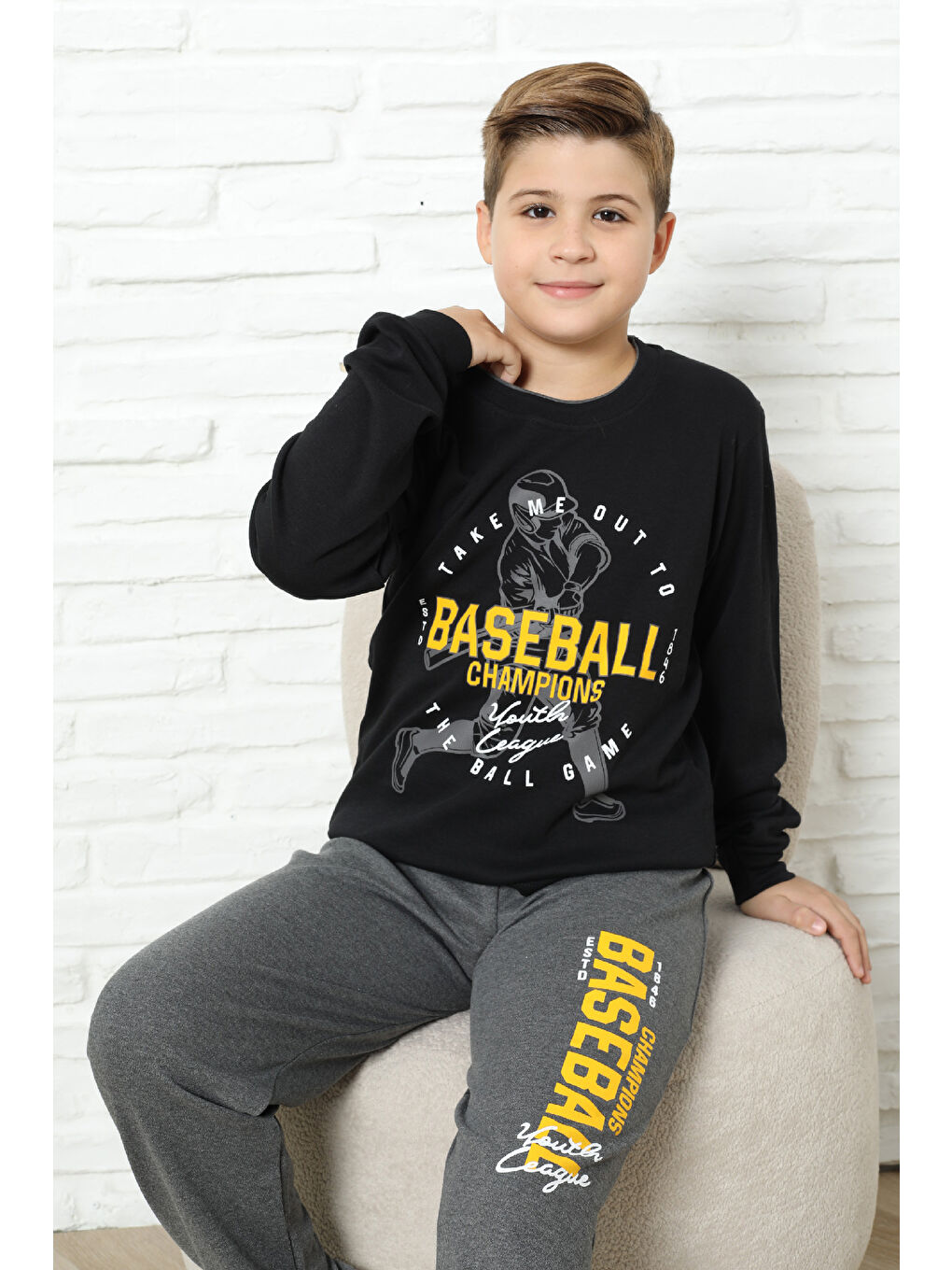 Siyah Erkek Çocuk Pijama Takımı %100 Pamuk İnterlok Kumaş 12447-1