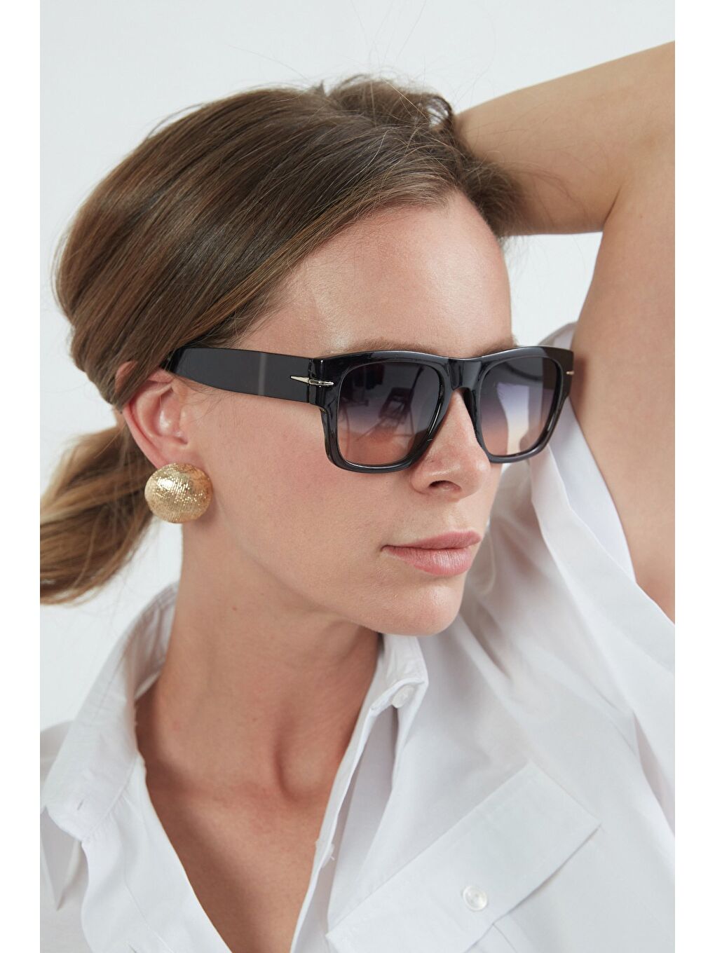 Kahverengi Dikdörtgen Çerçeveli Metal Aksesuarlı Güneş Gözlüğü-2