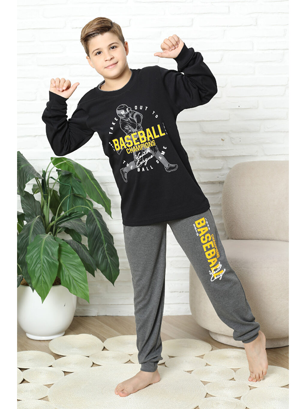 Siyah Erkek Çocuk Pijama Takımı %100 Pamuk İnterlok Kumaş 12447-3