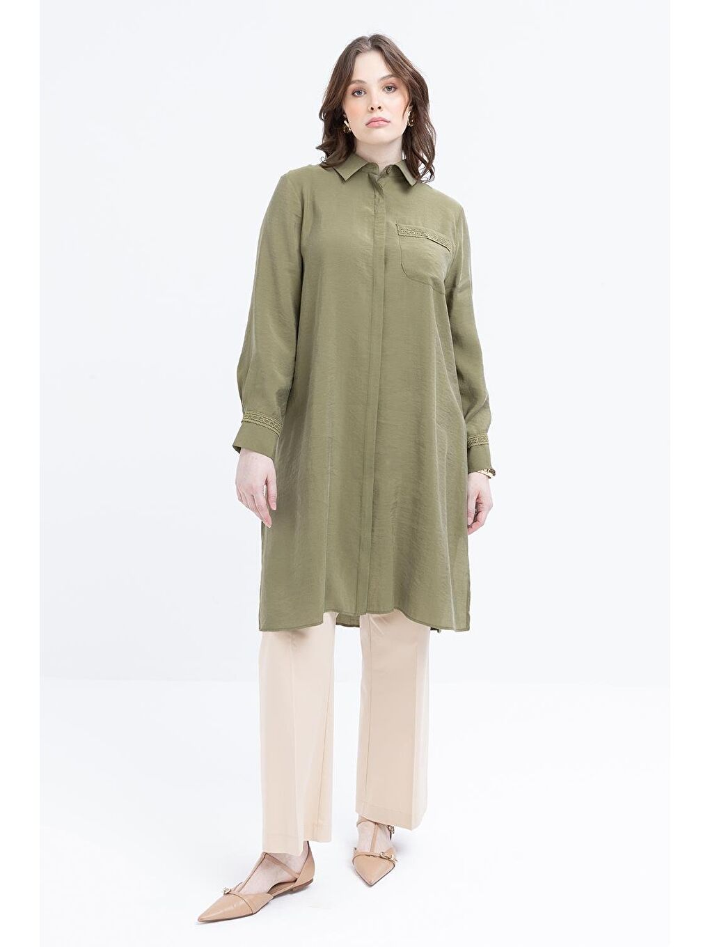 Haki-Şerit Dantel Detaylı Büyük Beden Modal Gömlek-1