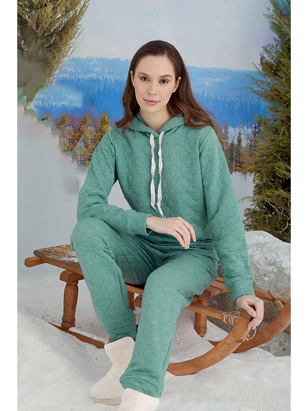 Yeşil Kadın Kapüşonlu Uzun Kol Kalın Kumaş Pijama Takımı 240434 Mint01-1
