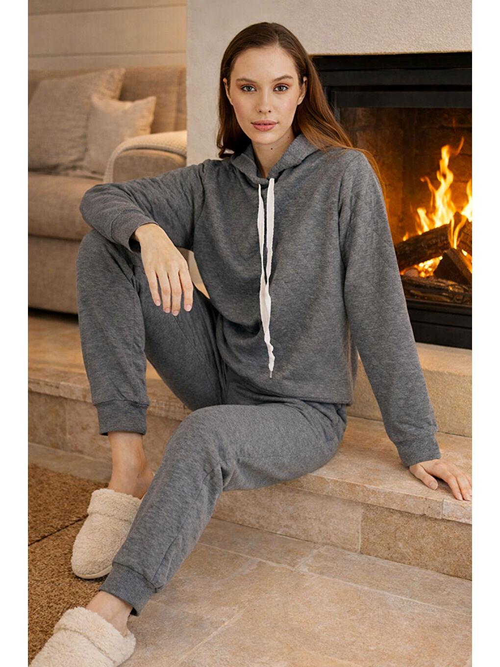 Kadın Kapüşonlu Uzun Kol Kalın Kumaş Pijama Takımı 240436 Gri01