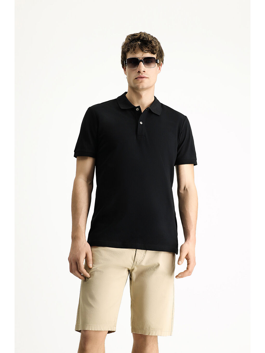 Siyah Polo Yaka Slim Fit Dar Kesim Nakışlı Pamuk %100 Pamuk Tişört