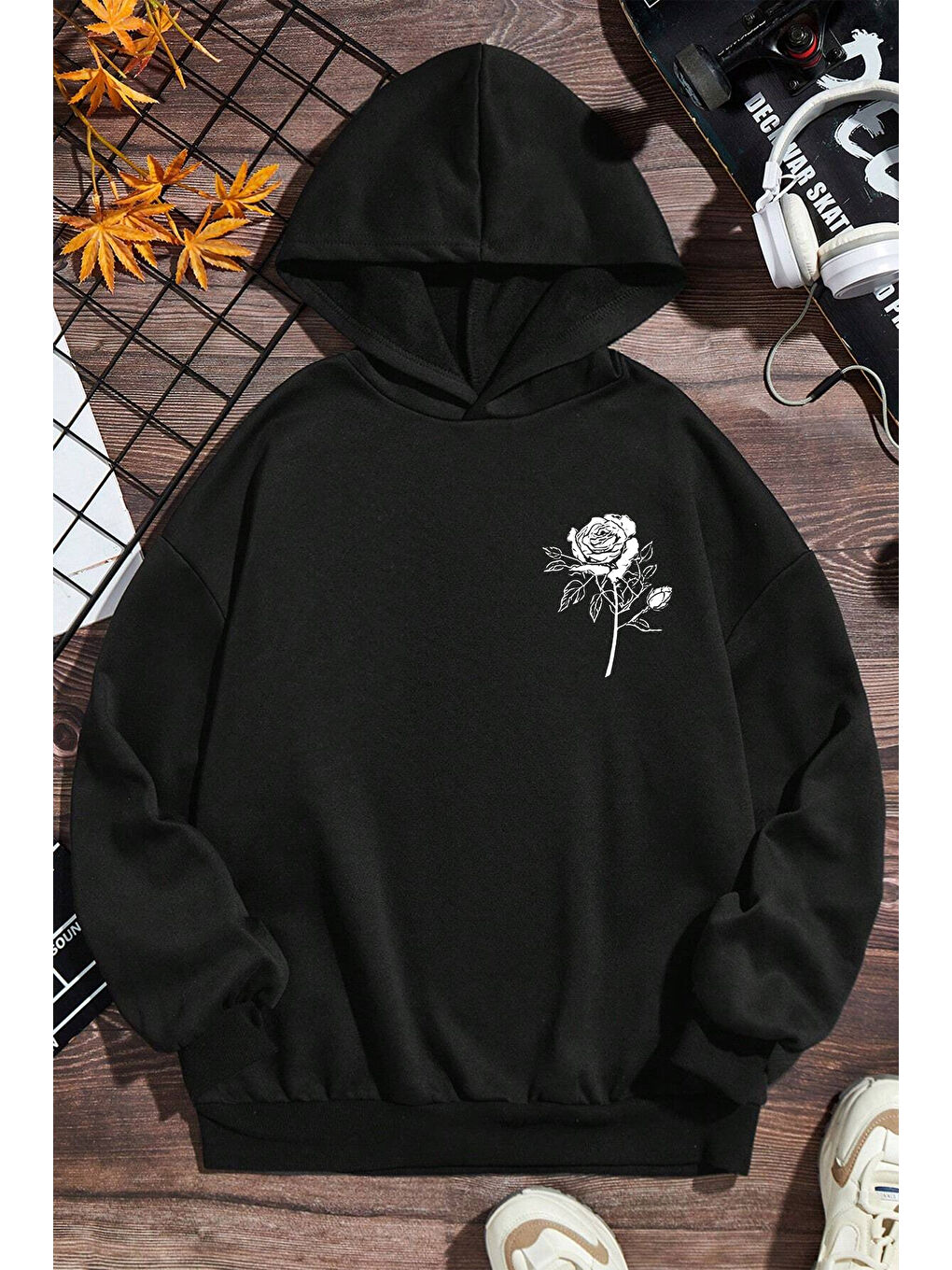 uyguntarz Siyah White Rose Baskılı Erkek  Çocuk Sweatshırt