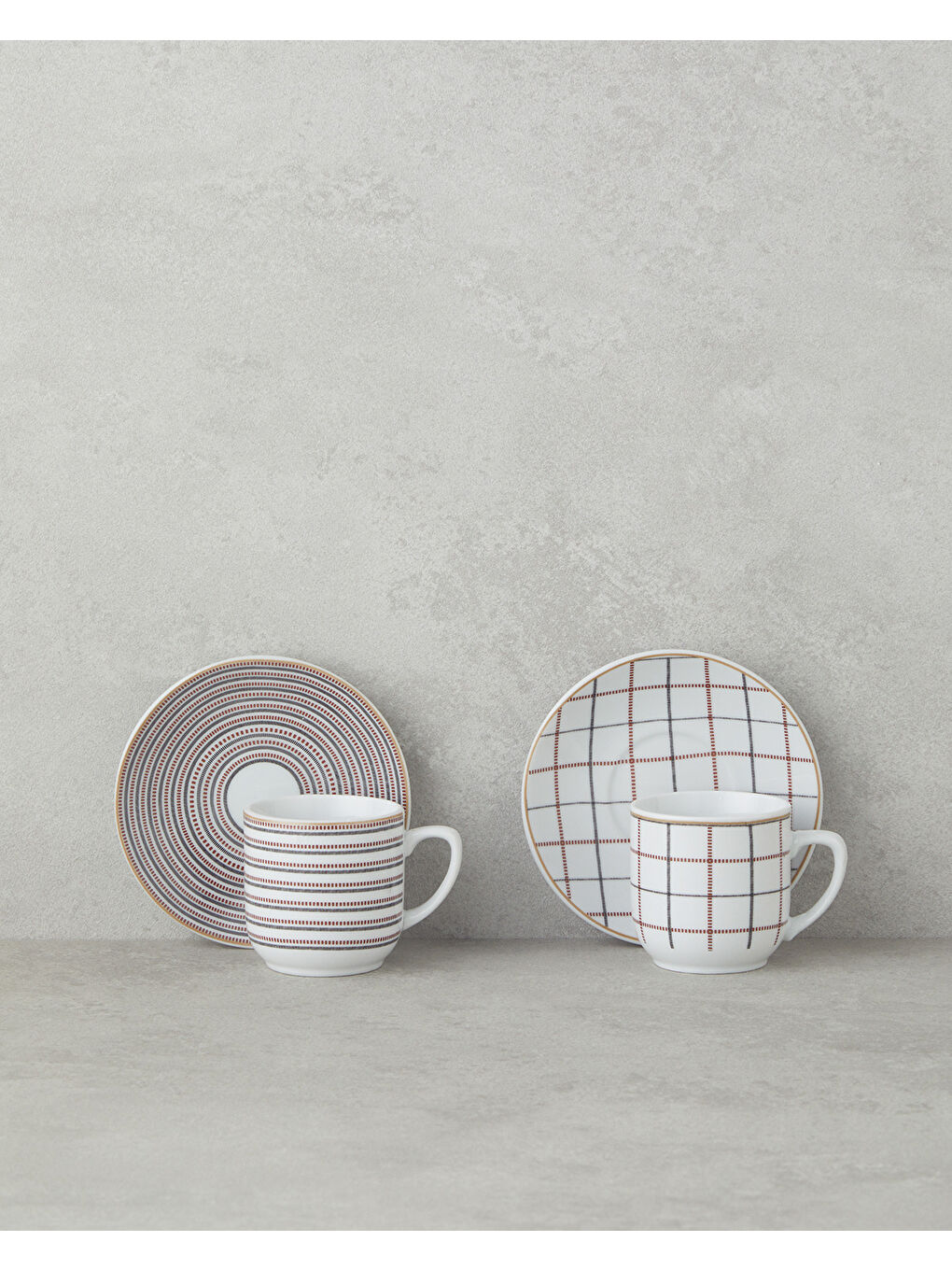 Ashley Porselen Kahve Fincan Takımı 4 Parça 2 Kişilik Siyah-Bordo-1