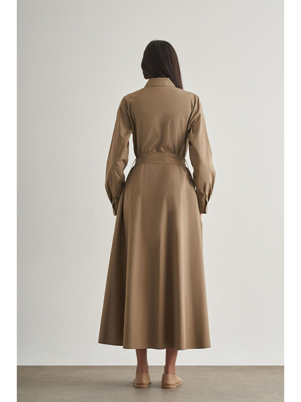 Kahverengi Premium Saf Pamuk Mocha Rengi Piliseli Uzun Elbise-2