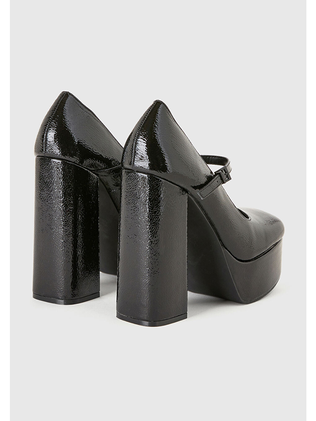 Kadın Siyah Topuklu Ayakkabı-1