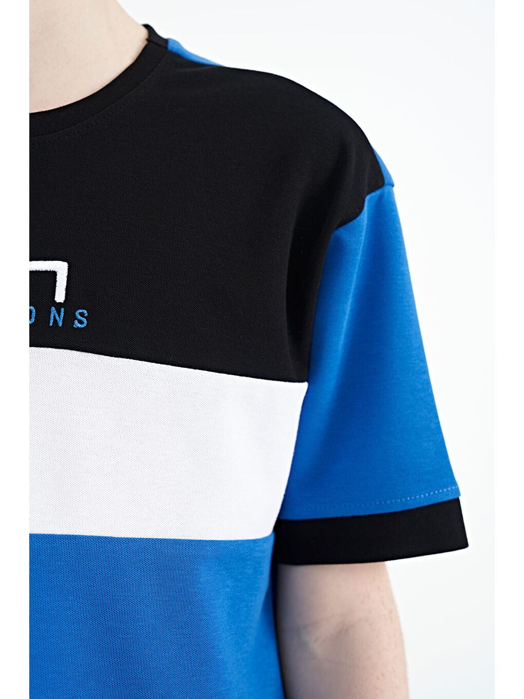 Mavi Saks Renk Geçişli Nakışlı Oversize Erkek Çocuk Tişört - 11159-2