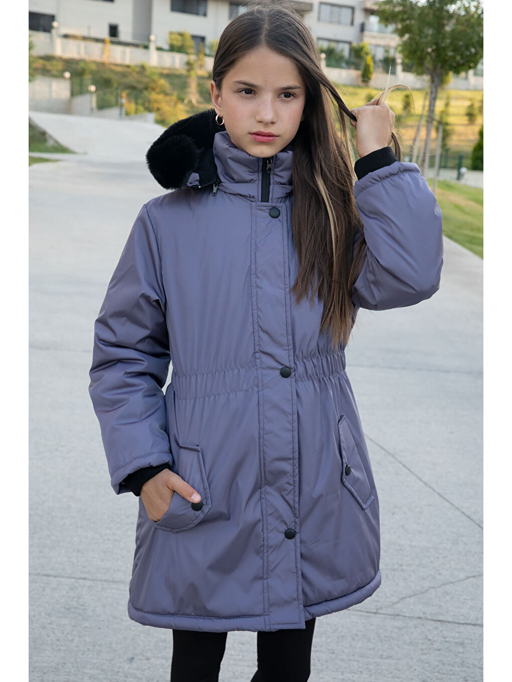 Antrasit Çıtçıtlı Cepli Esnek Bel İçi Kürklü Kız Çocuk Kapüşonlu Mont 21308-1